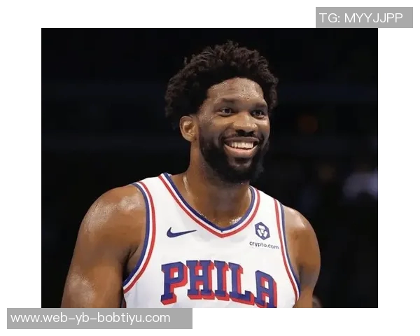 恩比德复出表现抢眼10投5中斩获14分7篮板8助攻3抢断